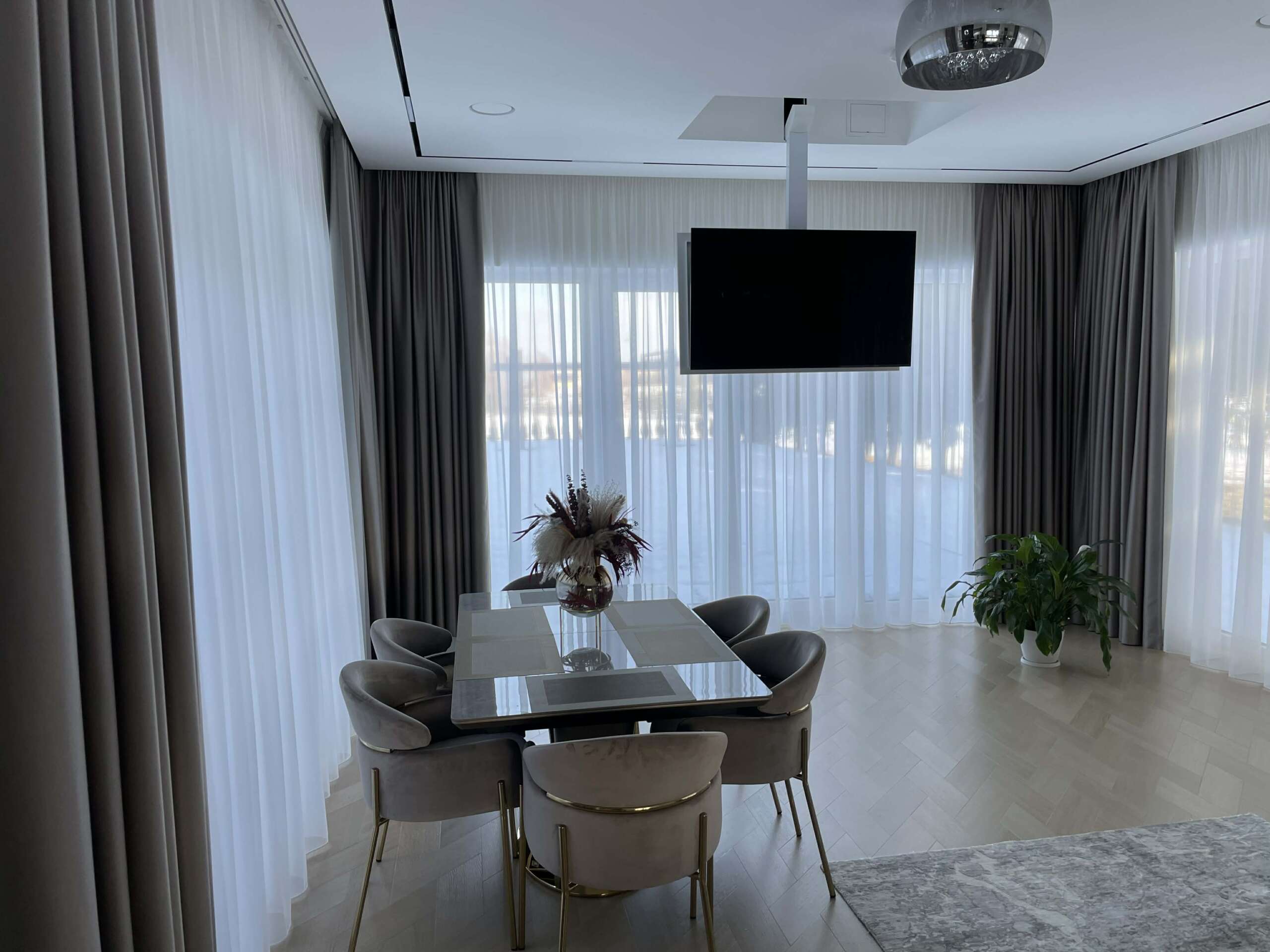 att.-bUqIEWOVergFmKwAf5j_J-8dvA_-Et-0N1_gus6ZWk